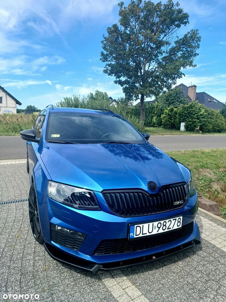 Skoda Octavia 2.0 TDI RS DSG - 4
