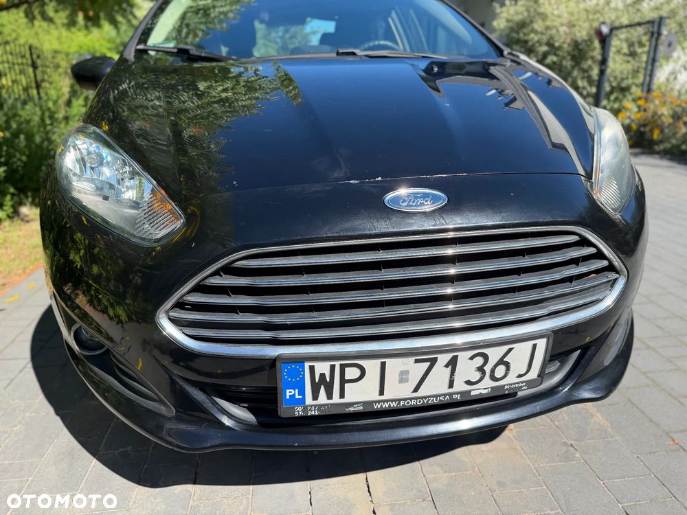 Ford Fiesta - 24