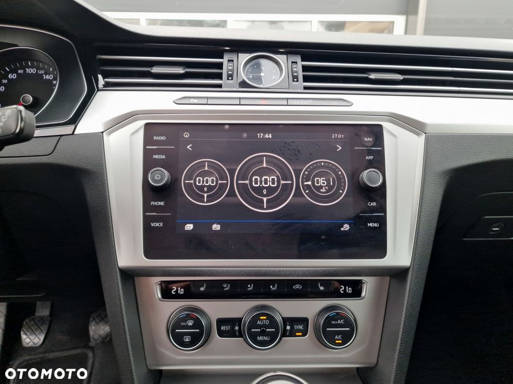 Volkswagen Passat 2.0 TDI BMT Comfortline - 31