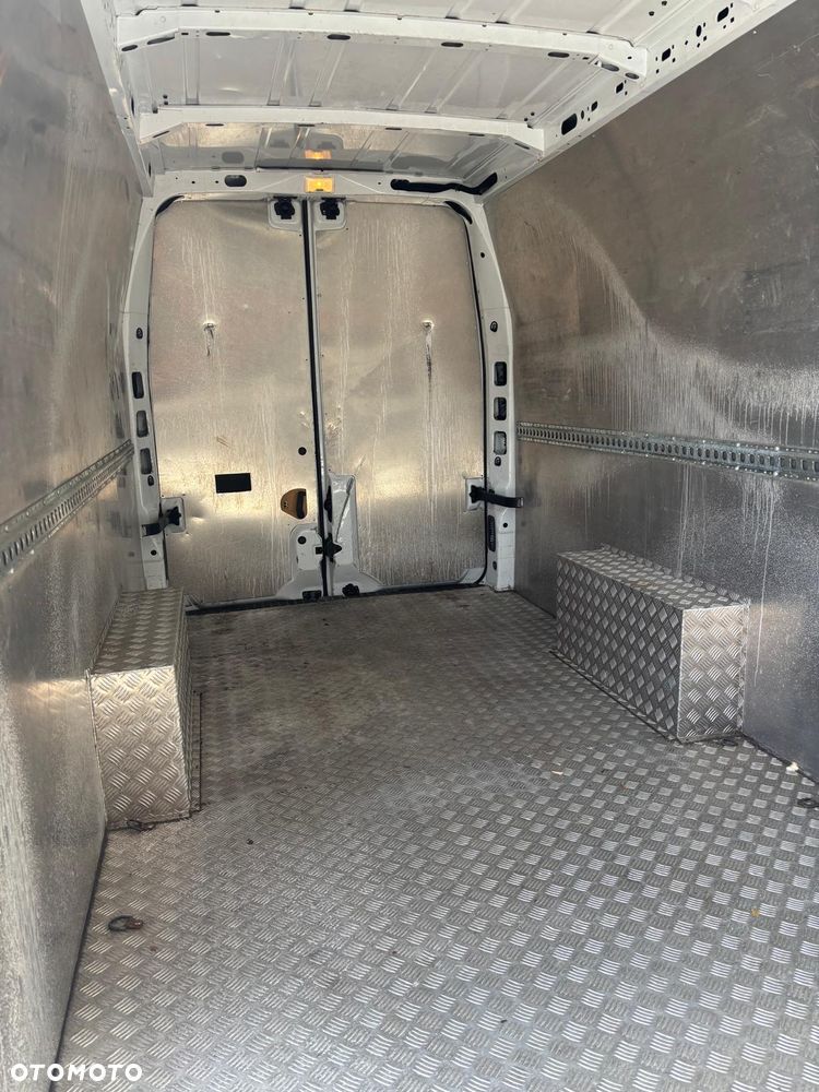 Opel MOVANO - 13