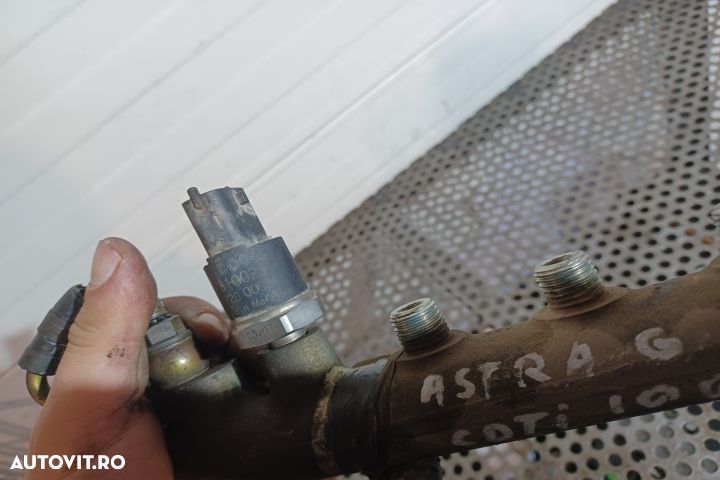 Rampa injectoare 1.7 CDTI 0445214049 Opel Astra G [1998 - 2009] wagon - 4