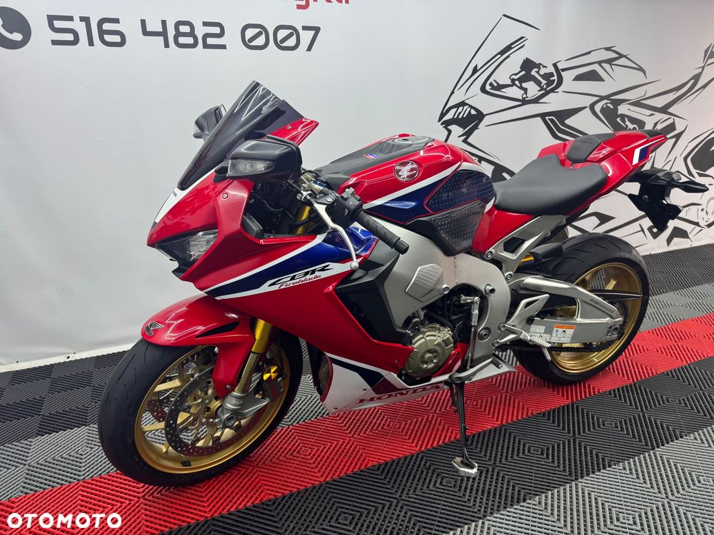 Honda CBR - 7