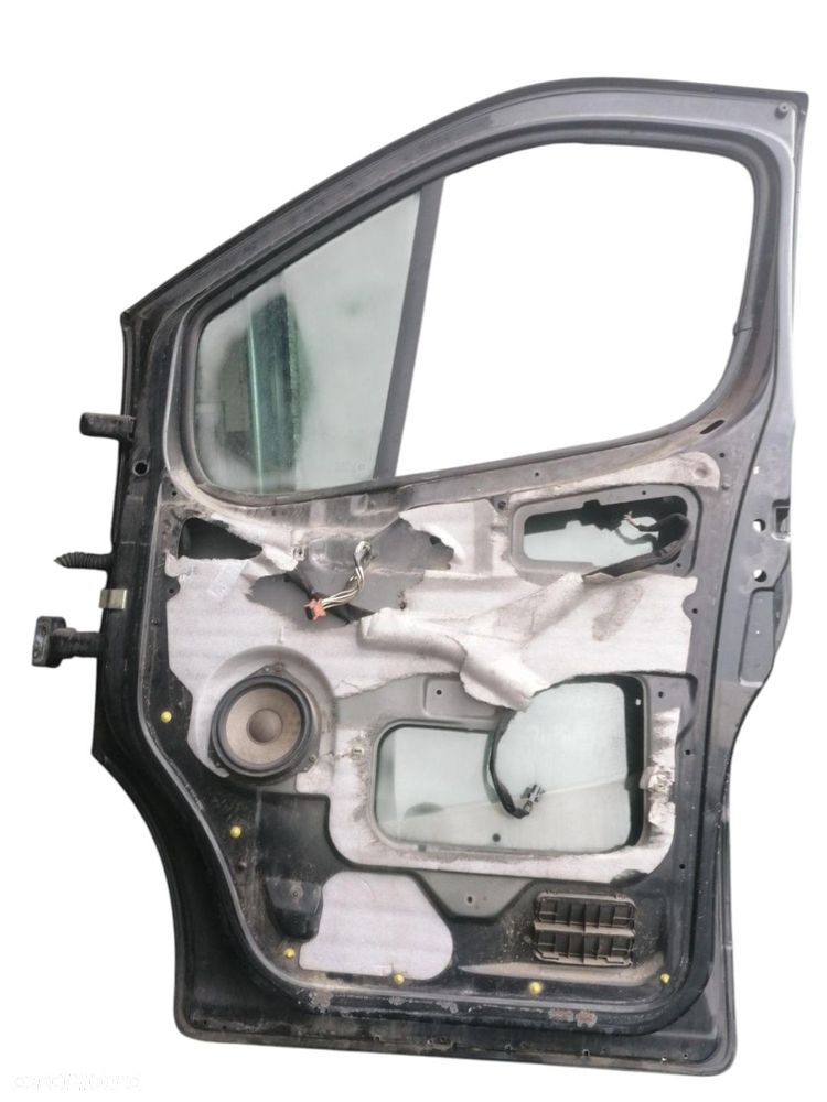 DRZWI PRAWY PRZÓD TED68 TRAFIC VIVARO 01-06 1 - 4