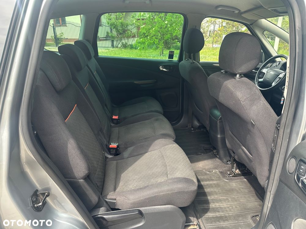 Ford S-Max 2.0 TDCi Ambiente - 25