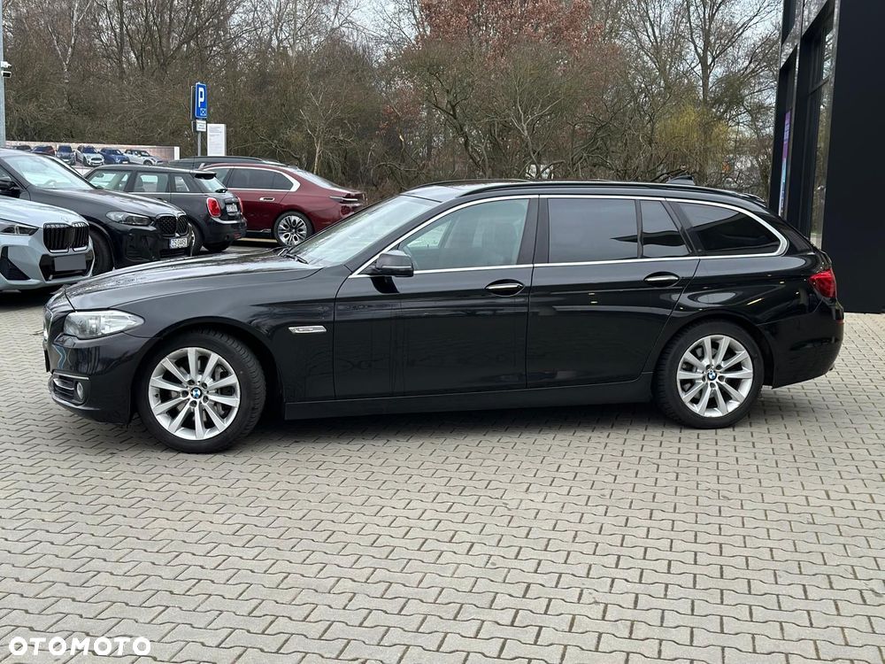 BMW Seria 5 525d xDrive Luxury Line - 23