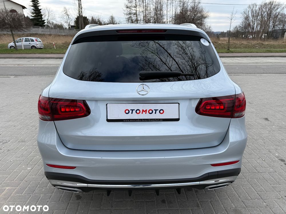 Mercedes-Benz GLC - 6