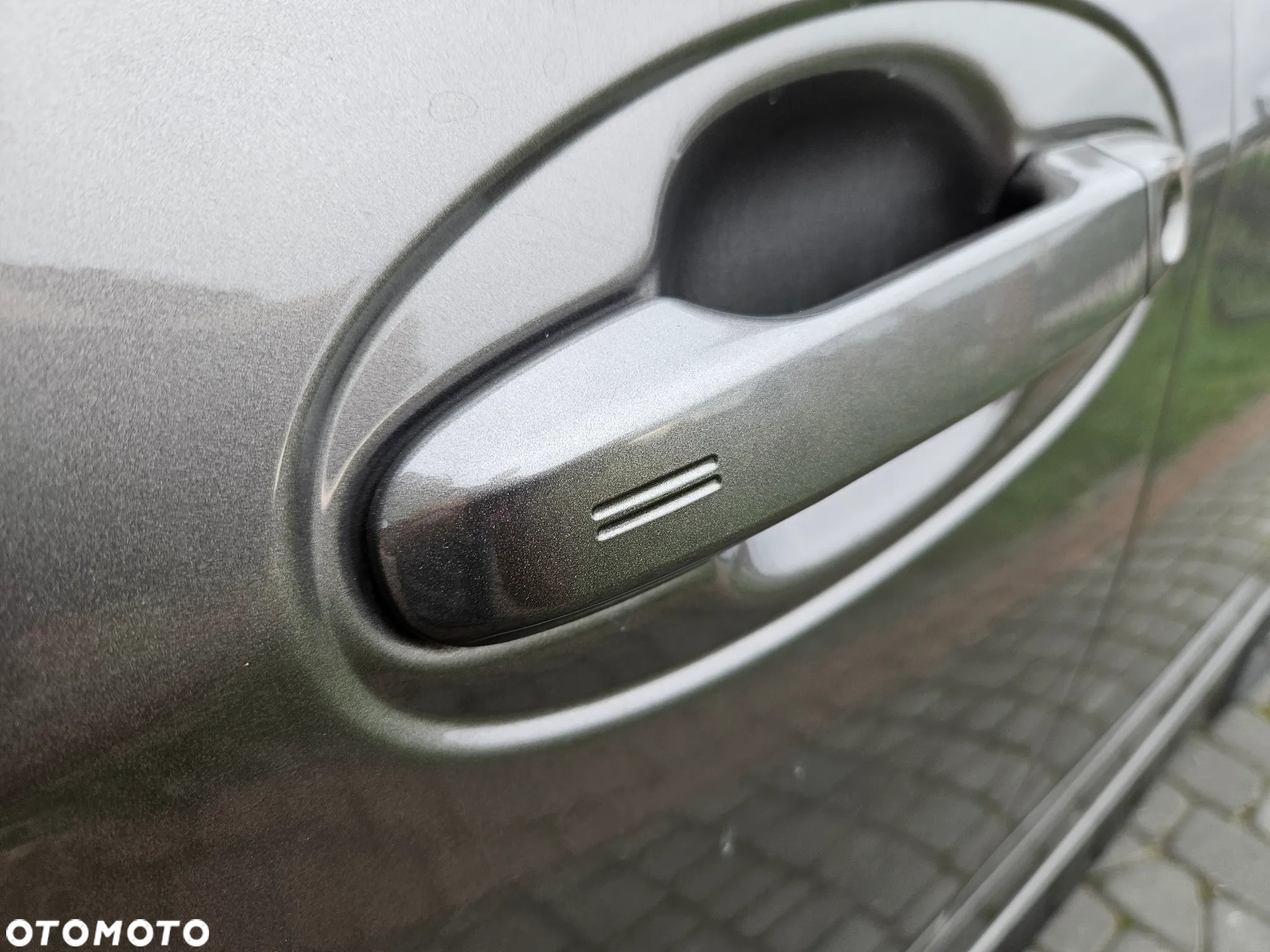 Toyota Yaris Hybrid 1.5 VVT-i Selection - 13