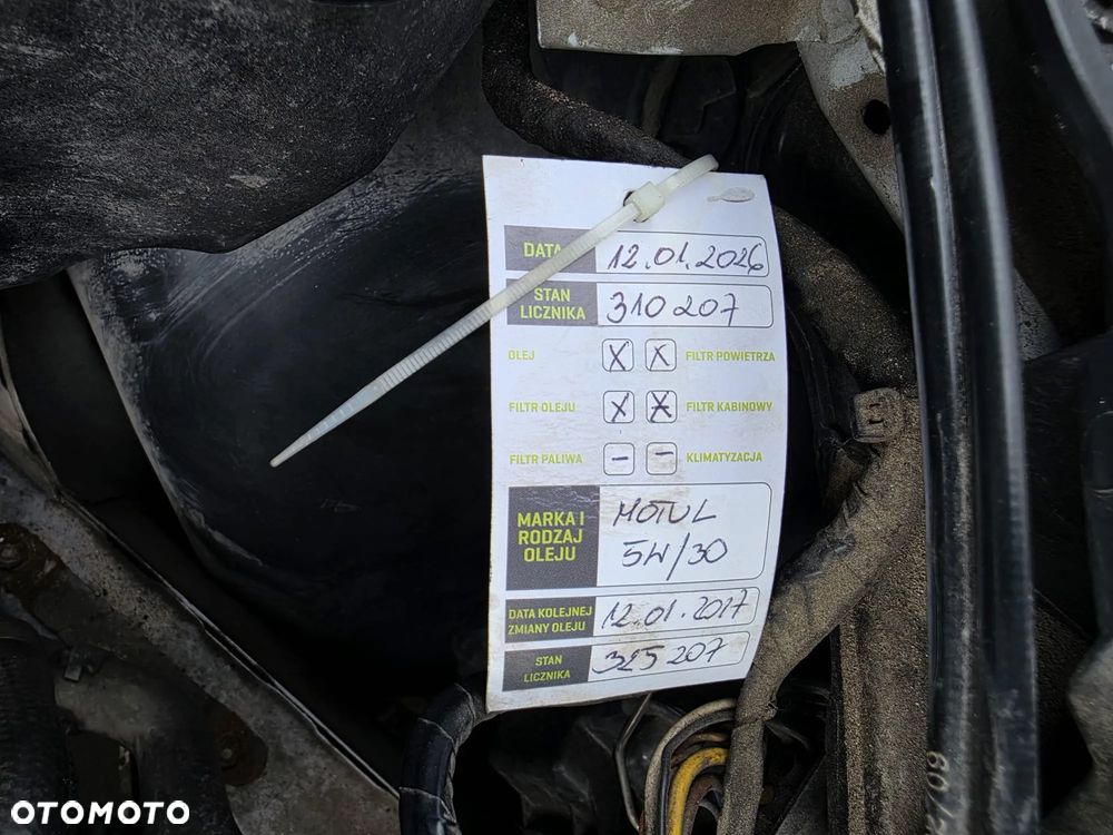 BMW Seria 3 318d - 28
