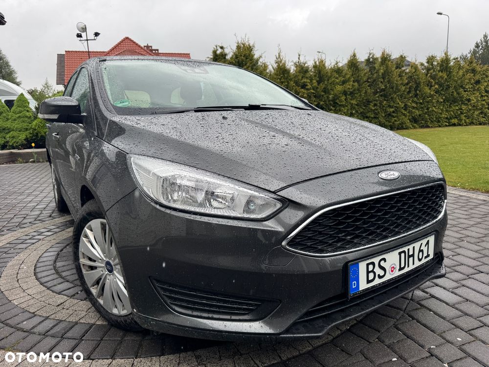 Ford Focus 1.0 EcoBoost Titanium - 1