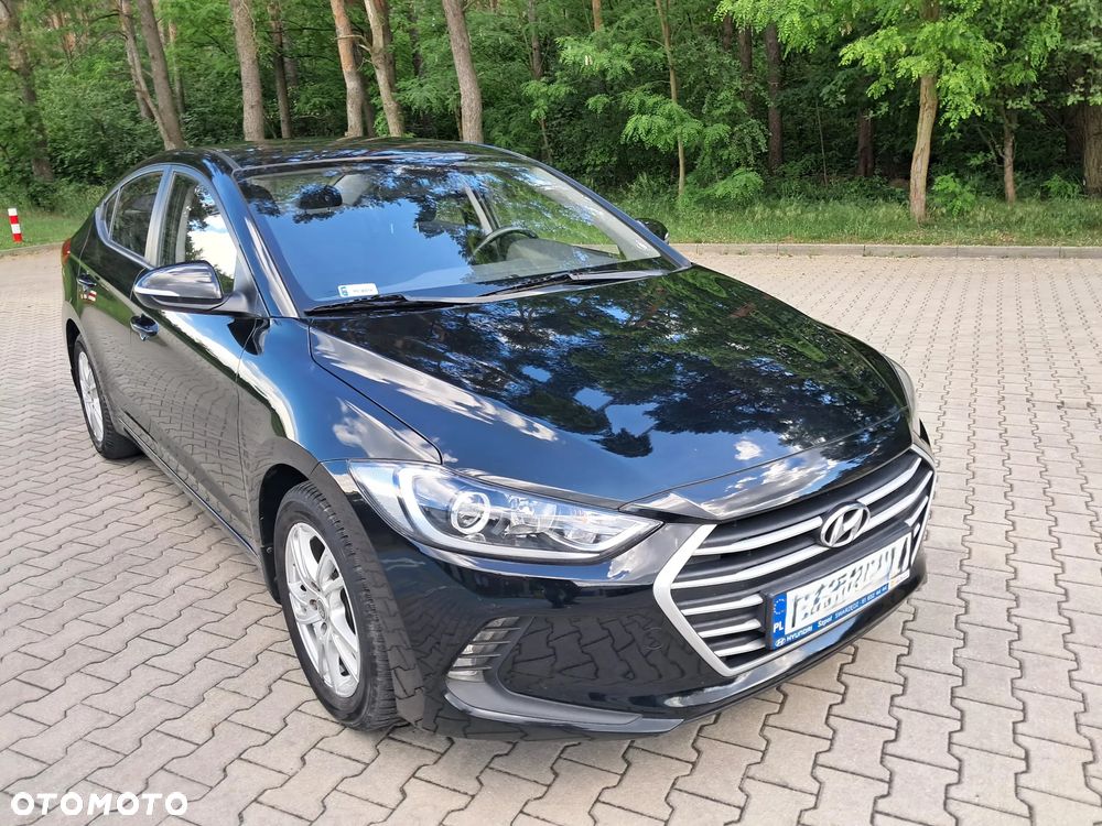 Hyundai Elantra 1.6 Classic Plus - 9