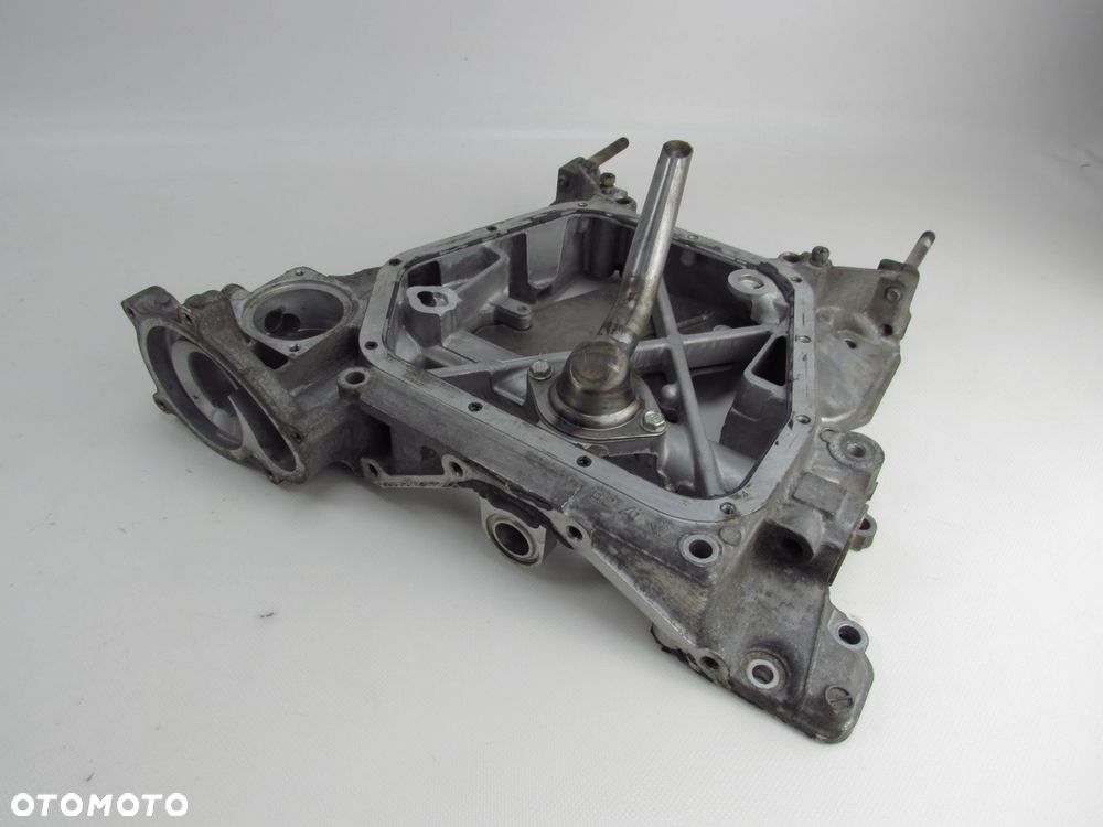 SUBARU BRZ TOYOTA GT86 SCION FRS 2.0 12-21 PODSTAWA MISKI OLEJU GORNA MISKA OLEJU - 3