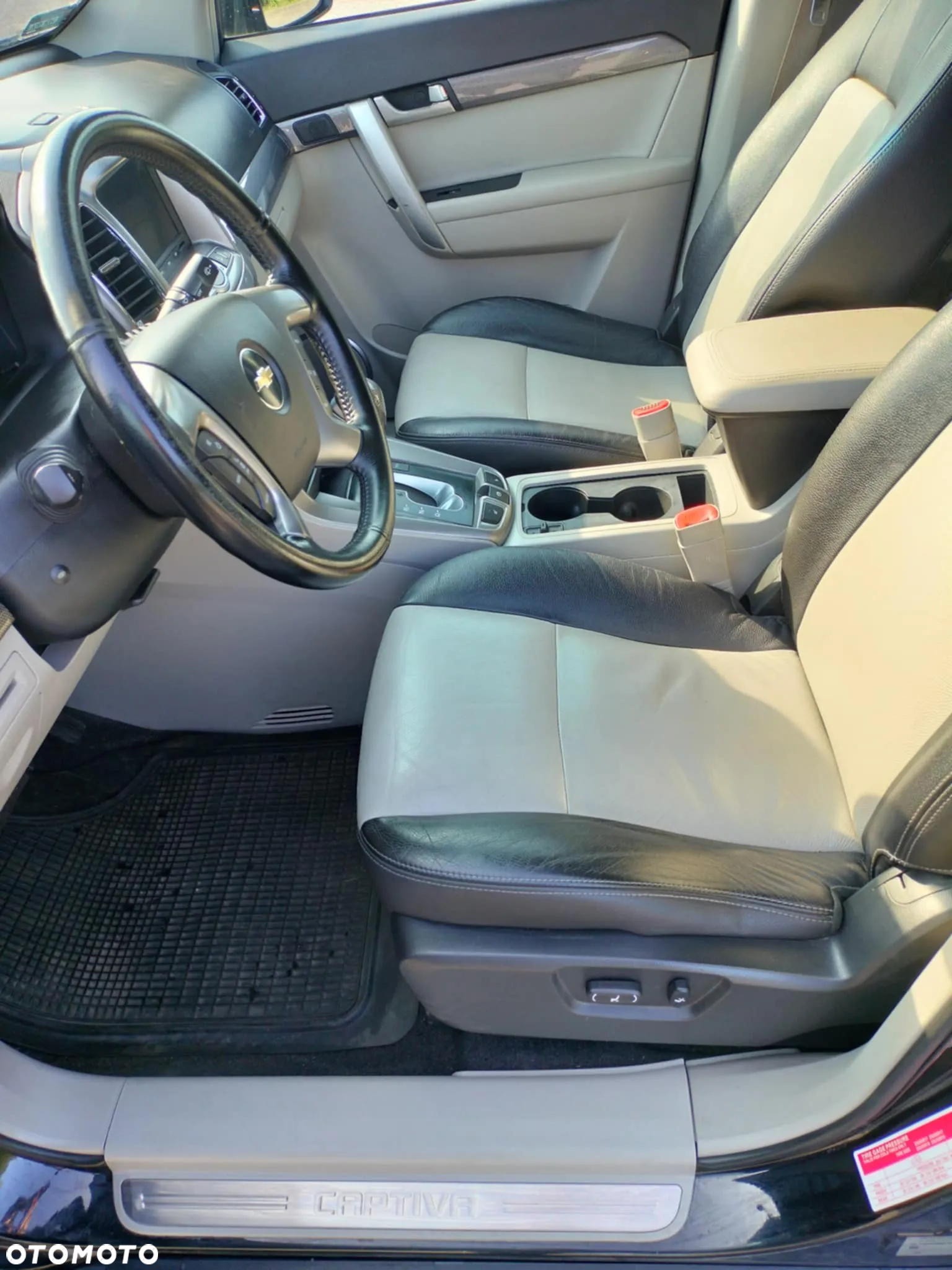 Chevrolet Captiva 2.2 d LTZ - 10