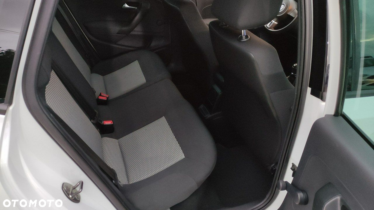 Volkswagen Polo - 29