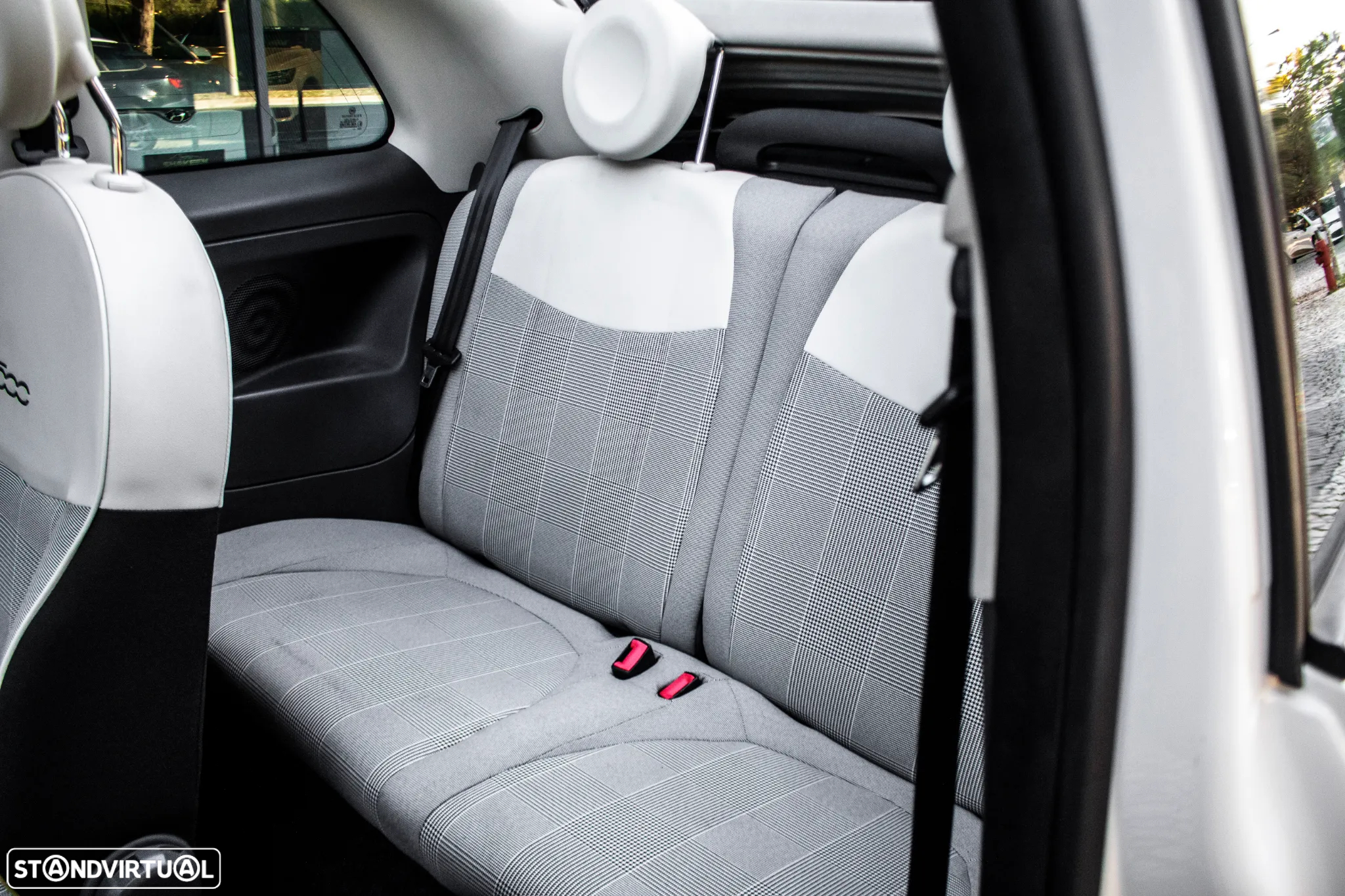 Fiat 500C 1.2 Lounge - 30
