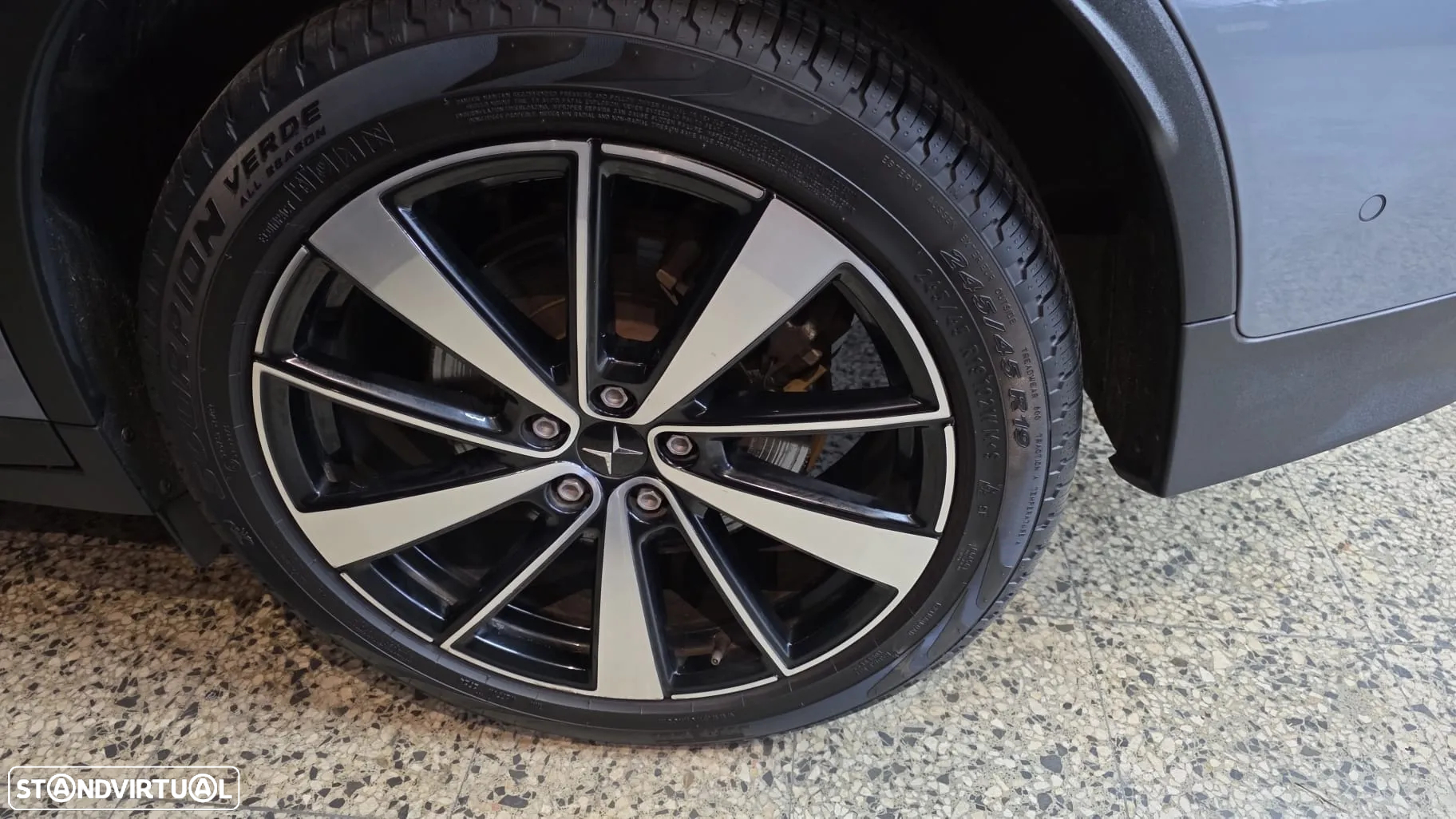 Polestar 2 Standard Range 69 kWh - 12