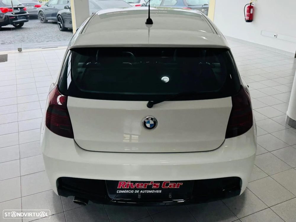BMW 118 d Pack M - 12