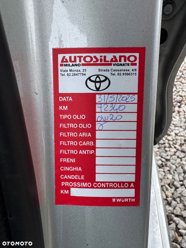 Toyota Corolla 1.8 Hybrid Comfort - 18