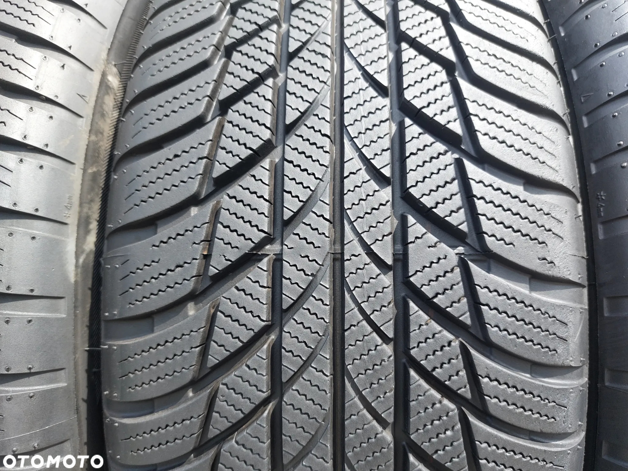 205/60 R17 OPONY BRIDGESTONE BLIZZAK LM001 DOT16 - 2