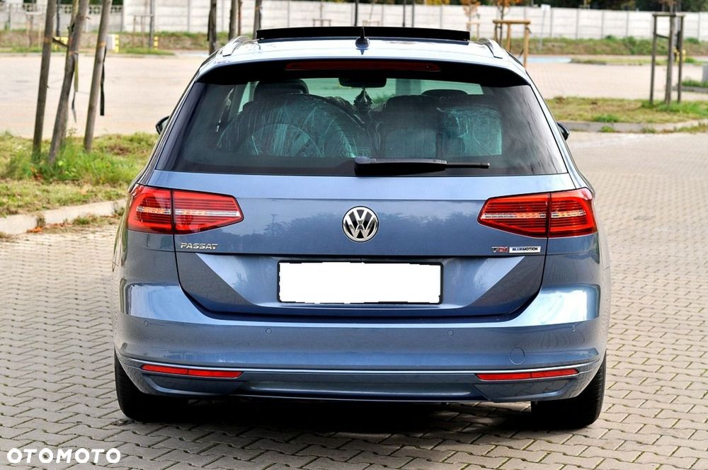 Volkswagen Passat - 34