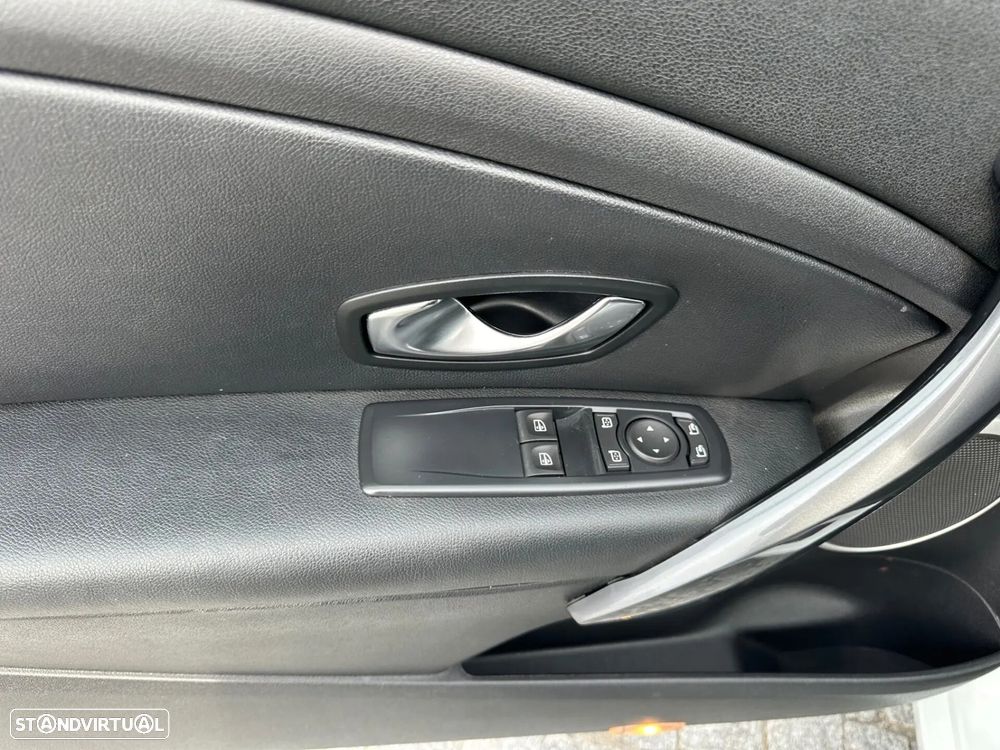 Renault Mégane Coupe 1.5 dCi GT Line EDC - 20