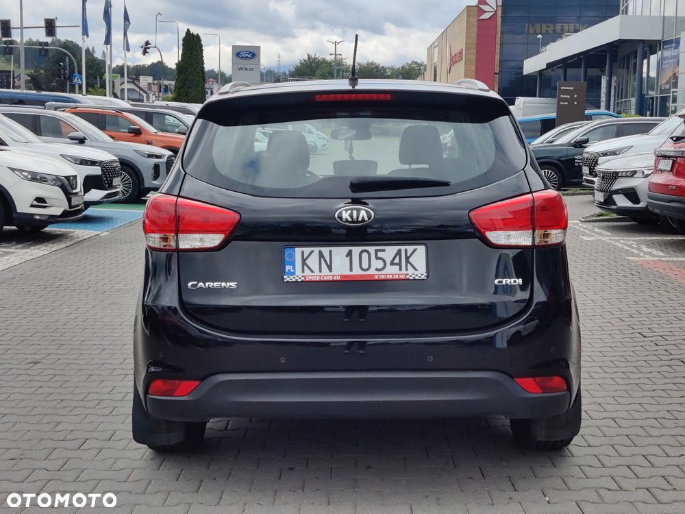Kia Carens 1.7 CRDi M - 6