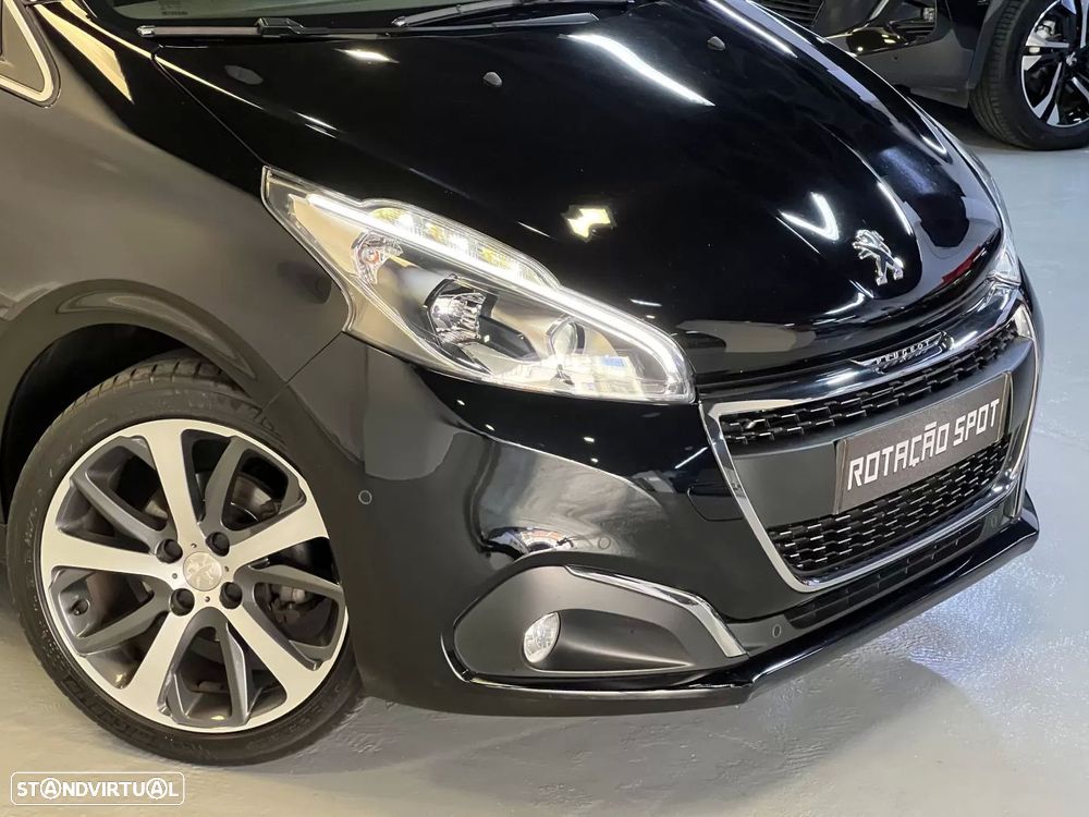Peugeot 208 1.2 PureTech GT Line - 27