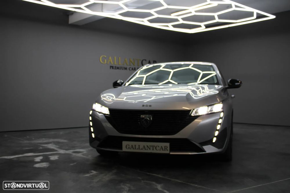 Peugeot 308 180 e-EAT8 GT - 3