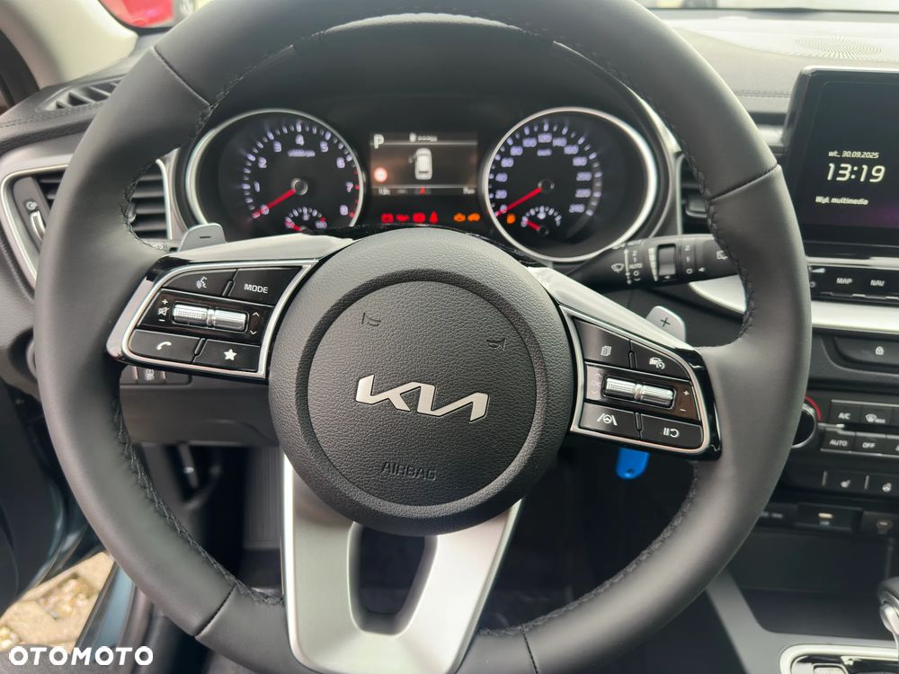 Kia Ceed 1.5 T-GDI M DCT - 8