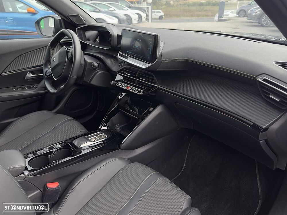 Peugeot e-2008 50 kWh GT Line - 18