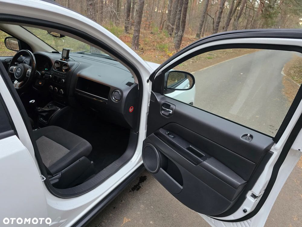 Jeep Compass 2.4I 4x4 Sport - 10