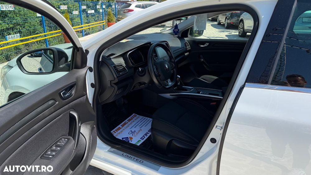 Renault Megane - 5