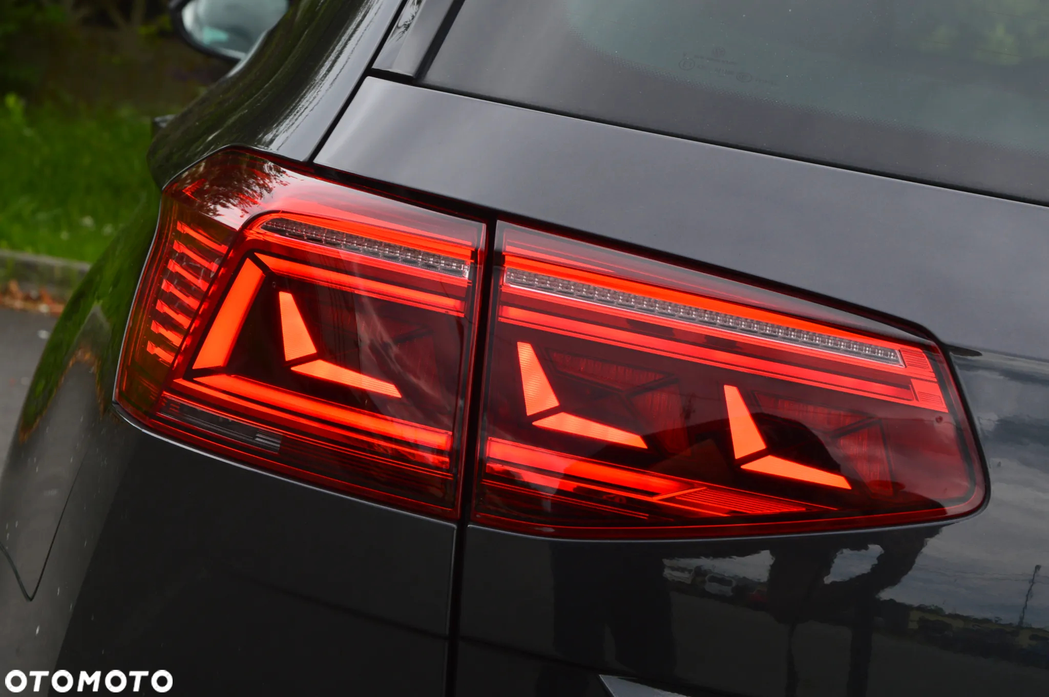 Volkswagen Passat Variant 2.0 TDI (BlueMotion Technology) Highline - 18