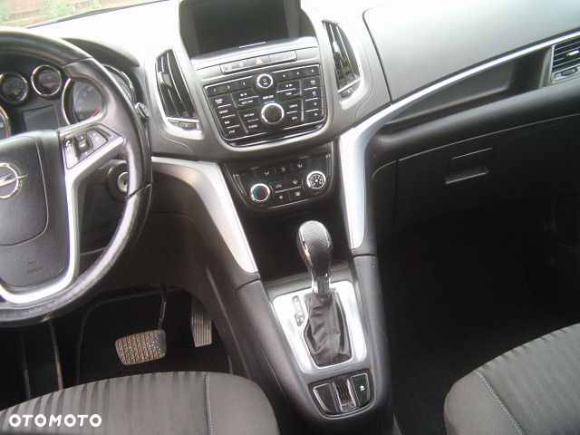 Opel Zafira - 18