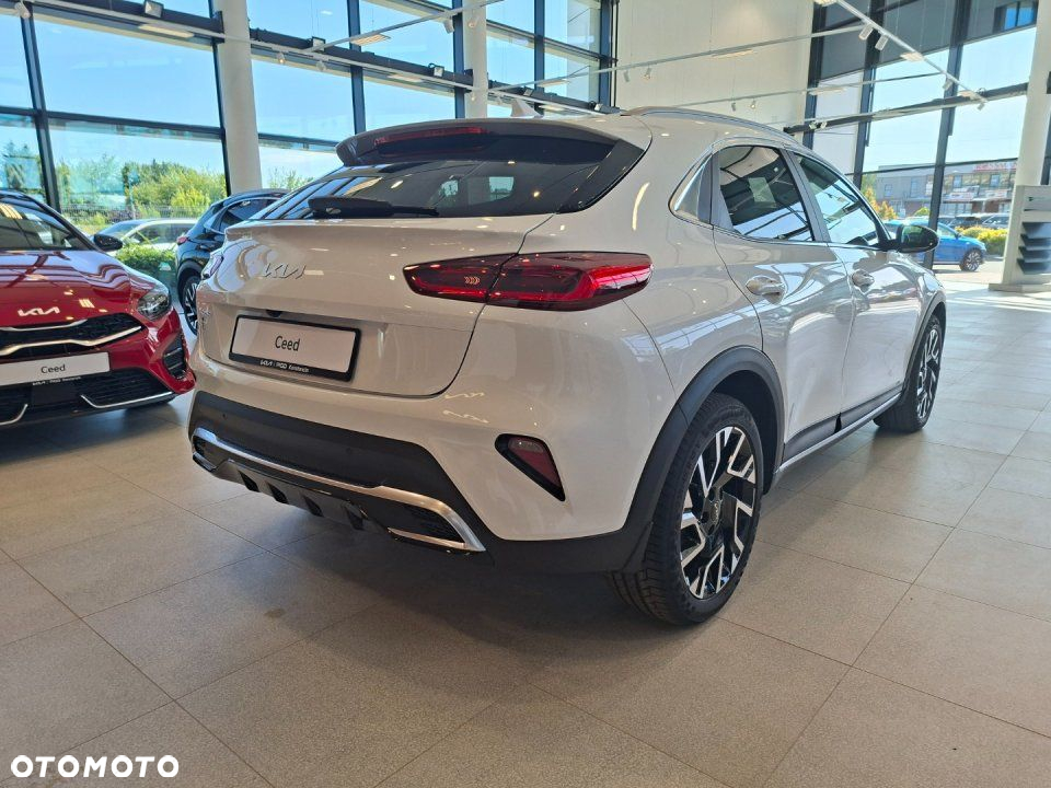 Kia XCeed - 4