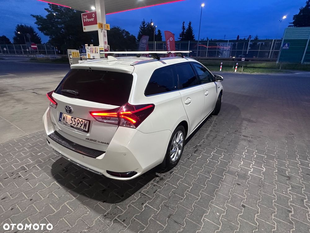 Toyota Auris 1.8 HSD Prestige NAVI - 3