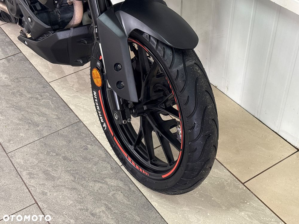 Yamaha MT - 14