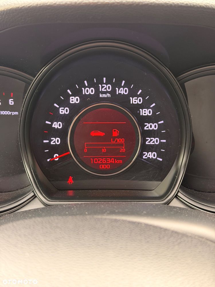 Kia Ceed - 7