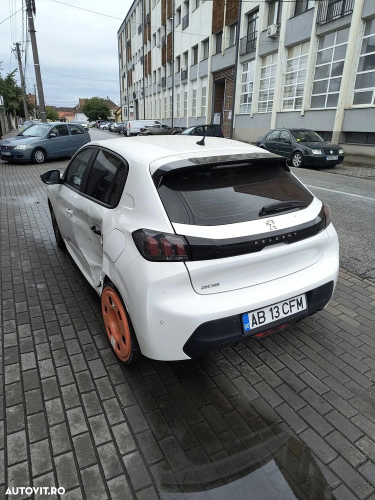 Peugeot 208 1.5 BlueHDi STT Active - 4