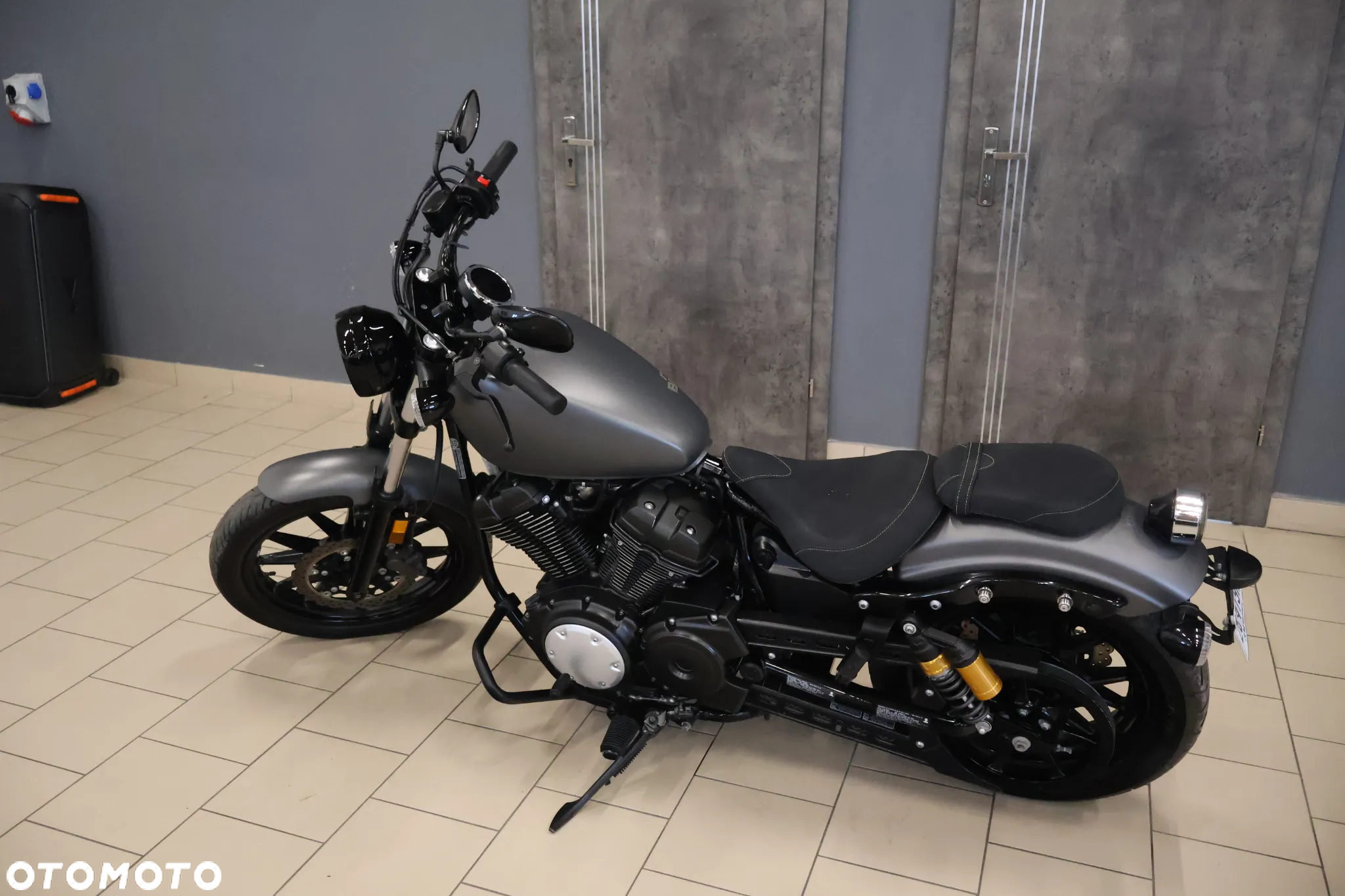 Yamaha XV - 18