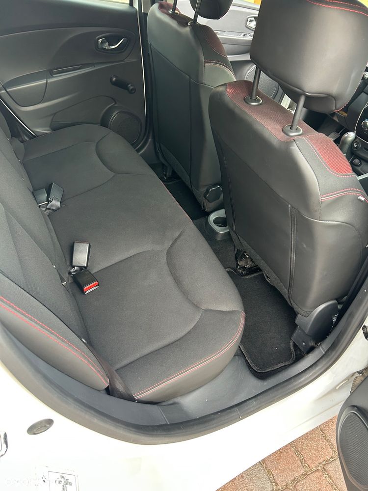 Renault Clio 1.2 16V Life - 9