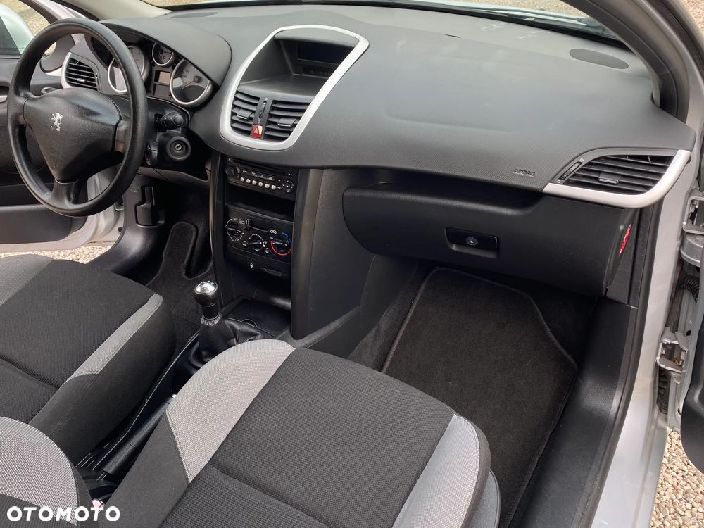 Peugeot 207 75 Urban Move - 35