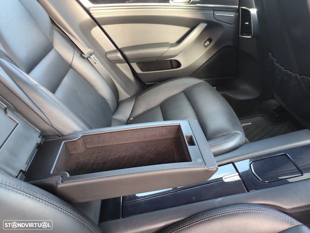 Porsche Panamera - 15