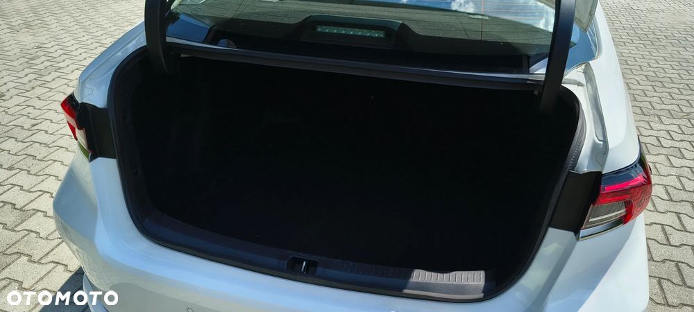 Toyota Corolla 1.8 Hybrid GPF Comfort - 30