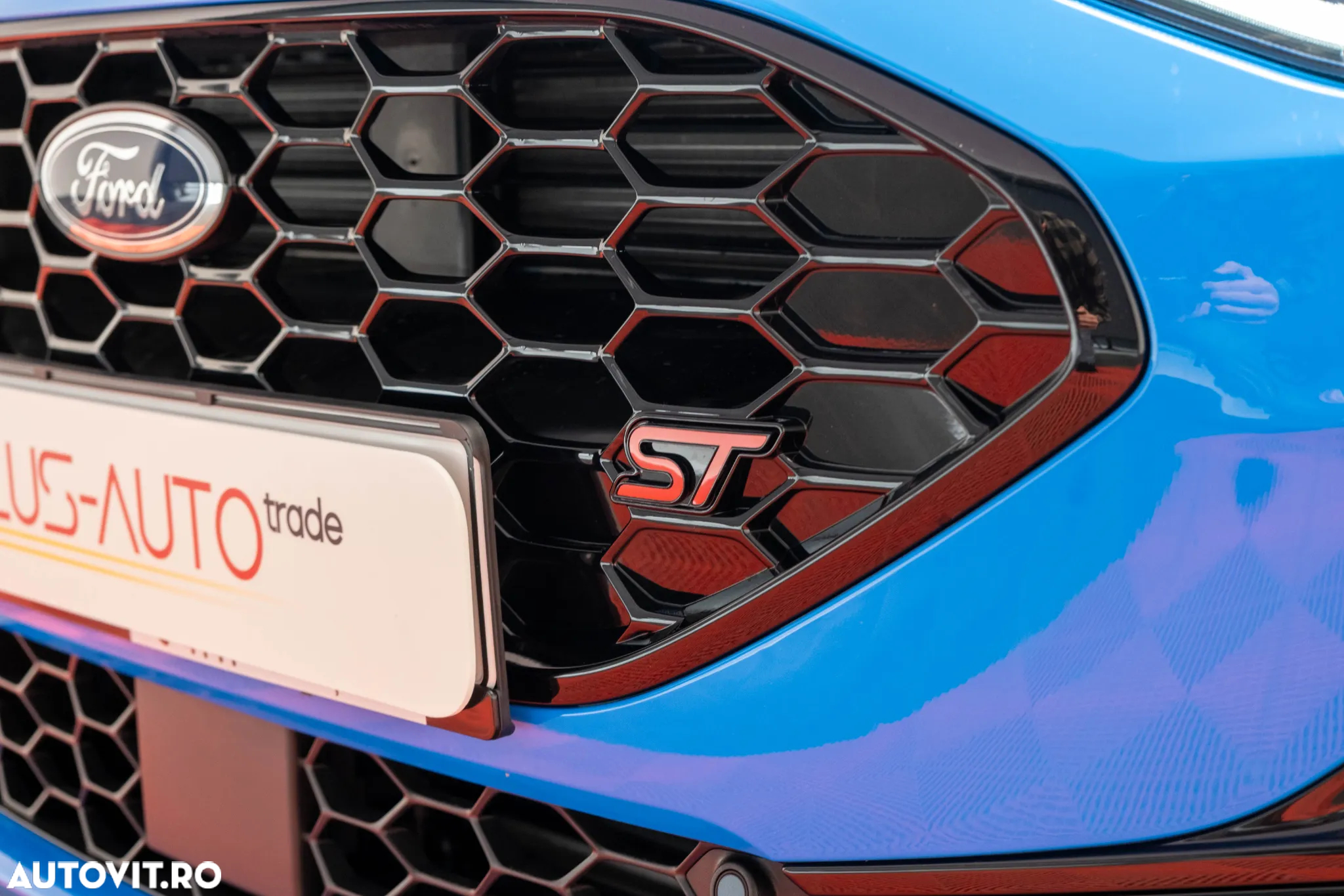 Ford Focus 2.3 Ecoboost 6MT ST X - 3