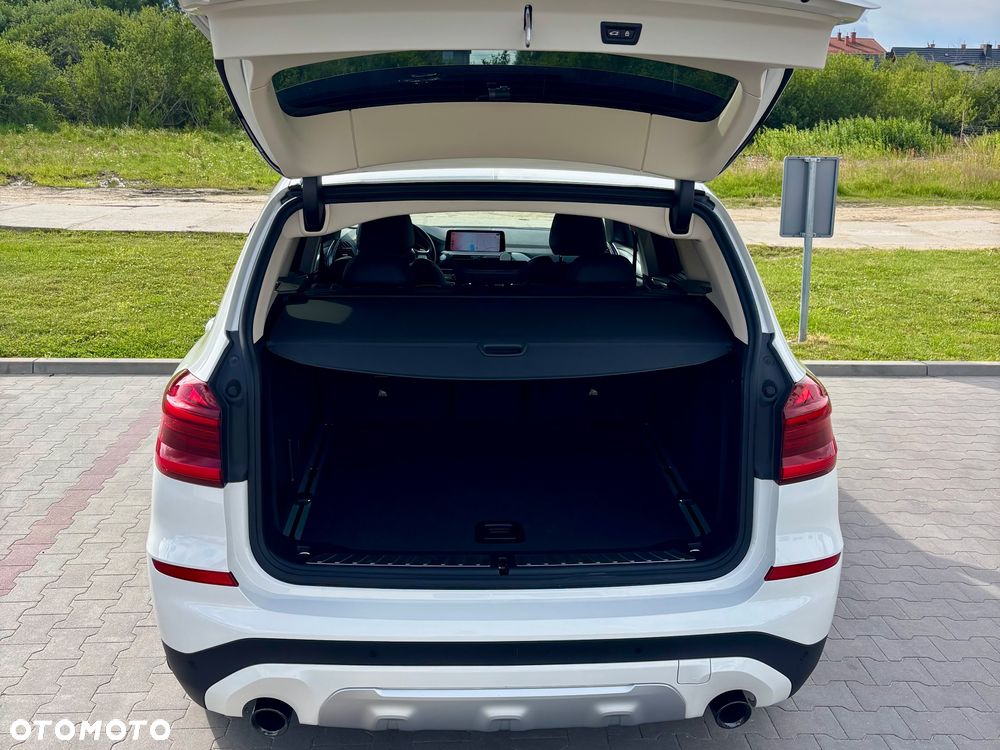 BMW X3 xDrive20d xLine - 9