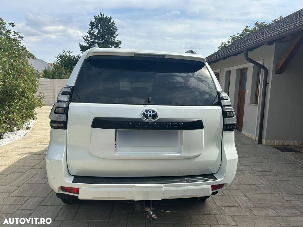 Toyota Land Cruiser 2.8l D-4D 204 CP A/T 7 locuri Luxury AVS - 6