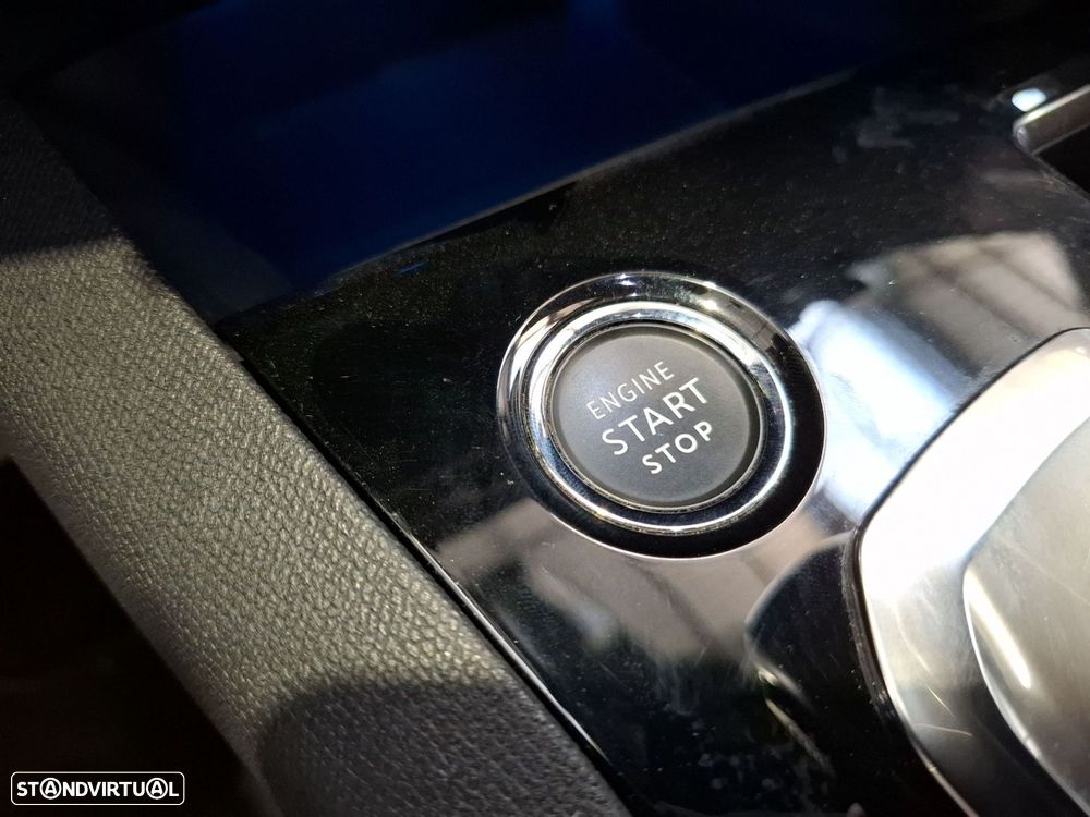 Peugeot 3008 1.6 Hybrid GT e-EAT8 - 21
