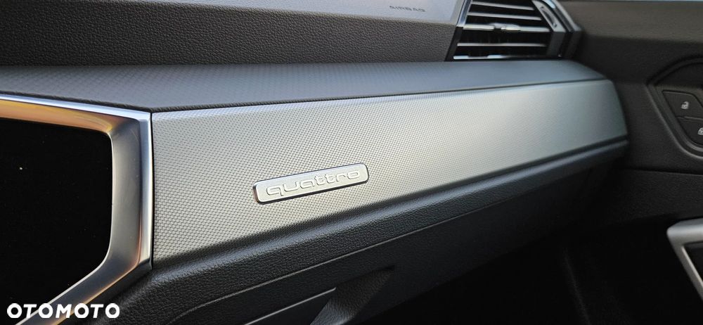 Audi Q3 45 TFSI quattro S tronic S line - 30