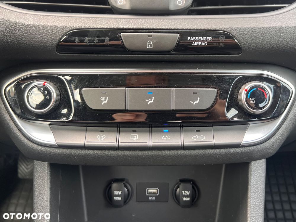 Hyundai i30 1.5 DPI Comfort - 22