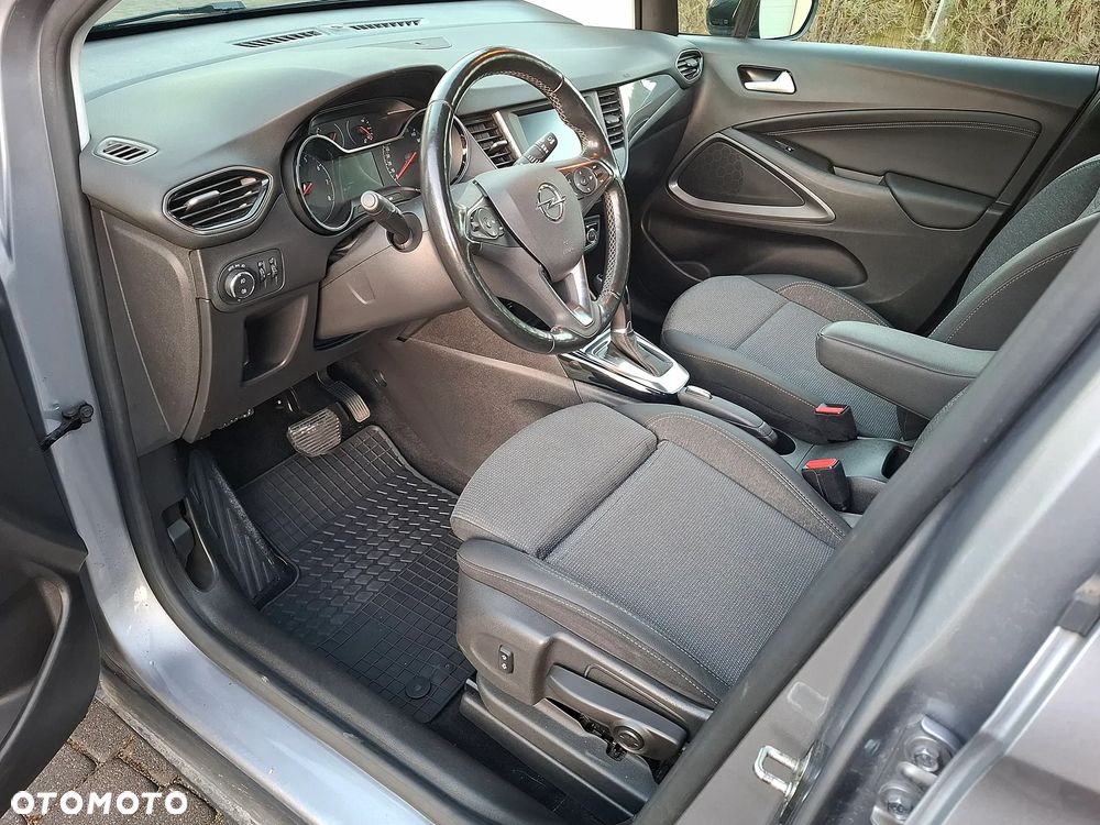 Opel Crossland X - 12